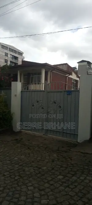 5bdrm House in Gbi, Yeka for rent