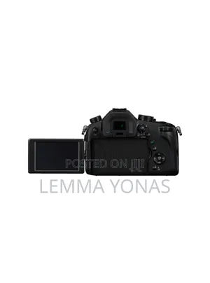 Panasonic DMC-Fz1000 Camera