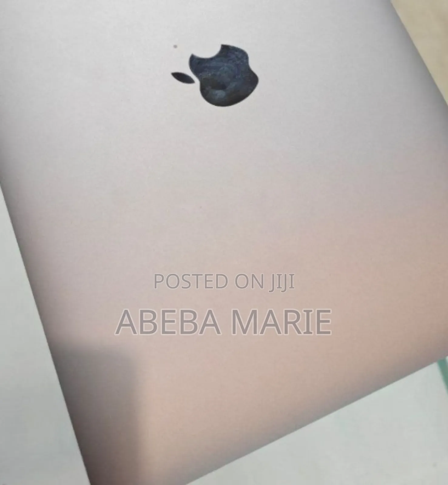 New Laptop Apple MacBook Pro 2023 M2 8GB Apple M2 SSD 256GB