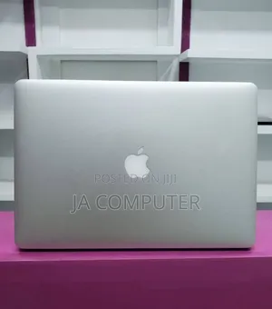 New Laptop Apple MacBook Pro 2015 16GB Intel Core I7 SSD 256GB