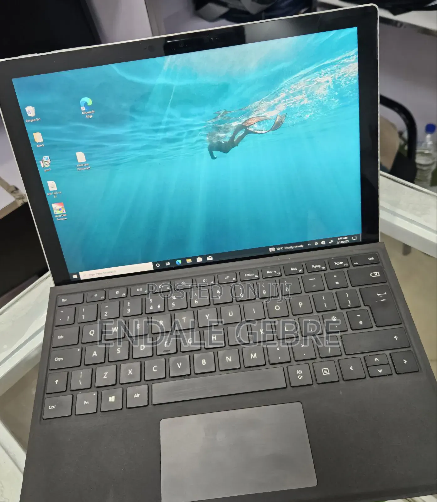 New Laptop Microsoft Surface Pro 7 8GB Intel Core I7 SSD 128GB