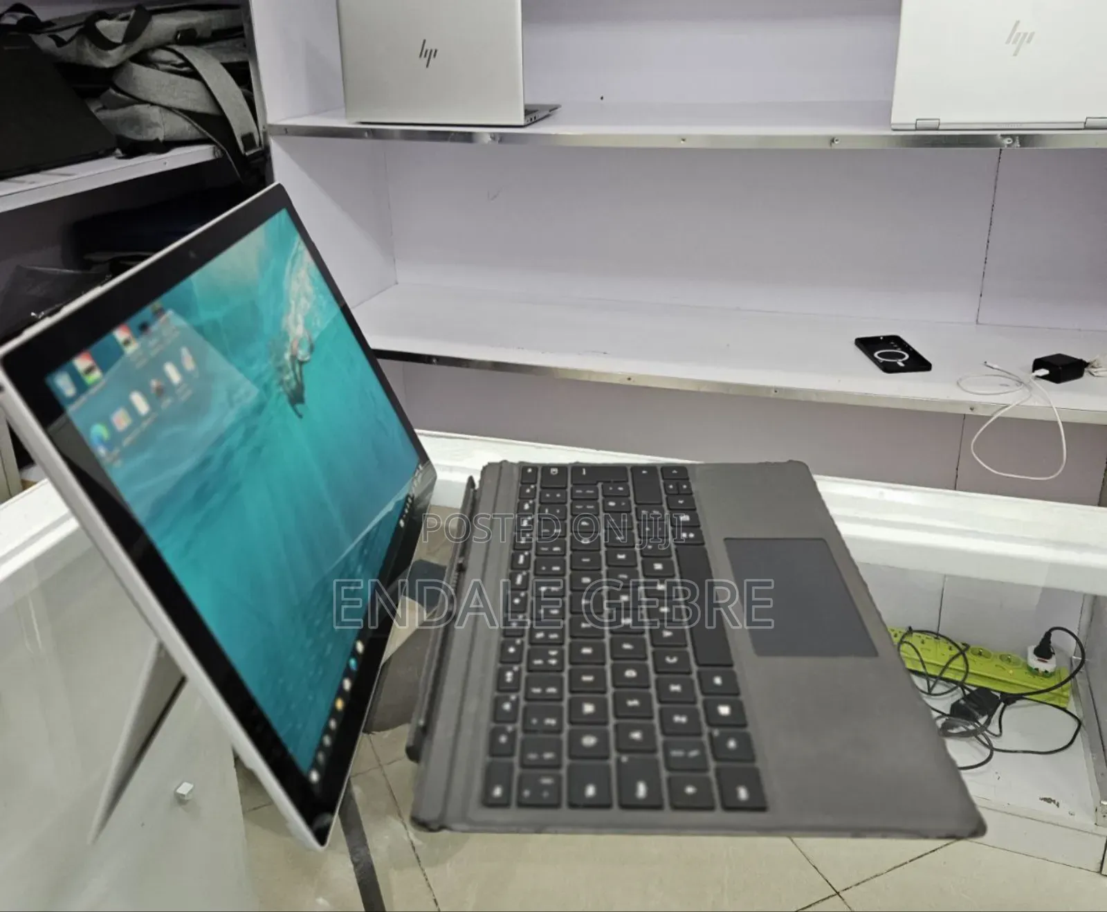 New Laptop Microsoft Surface Pro 7 8GB Intel Core I5 SSD 256GB