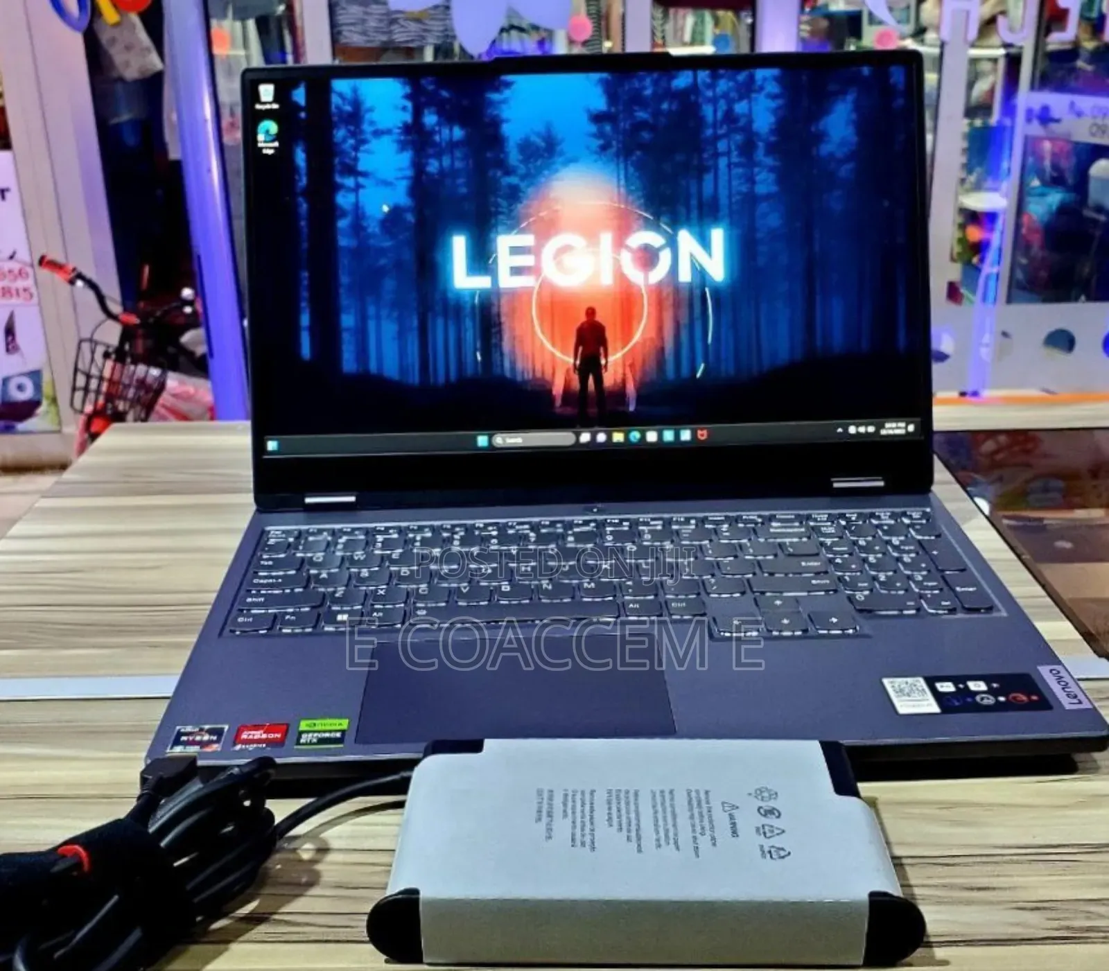 New Laptop Lenovo 16GB AMD Ryzen 7 SSD 1T