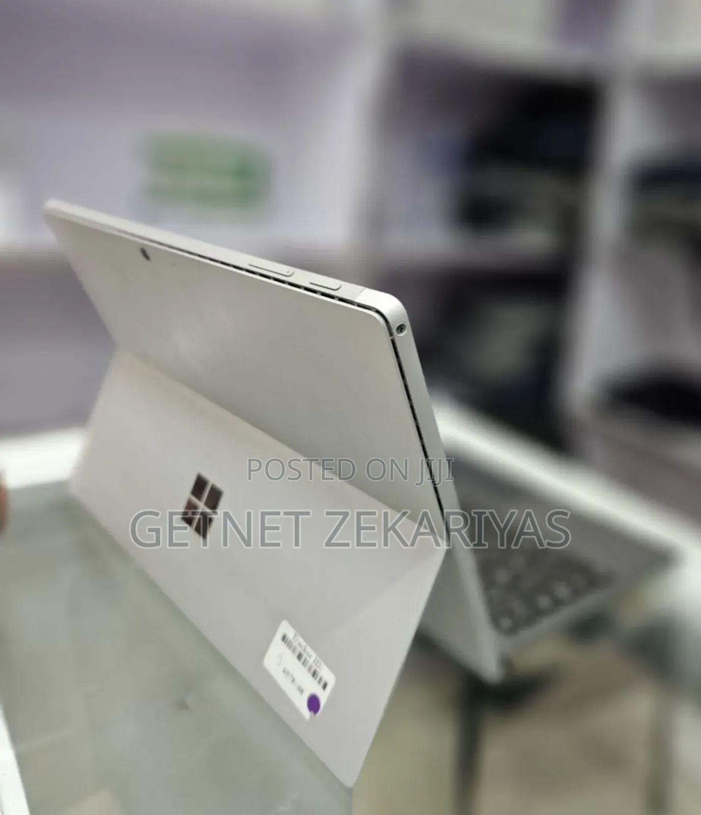 New Laptop Microsoft Surface Pro 7 8GB Intel Core I5 SSD 128GB