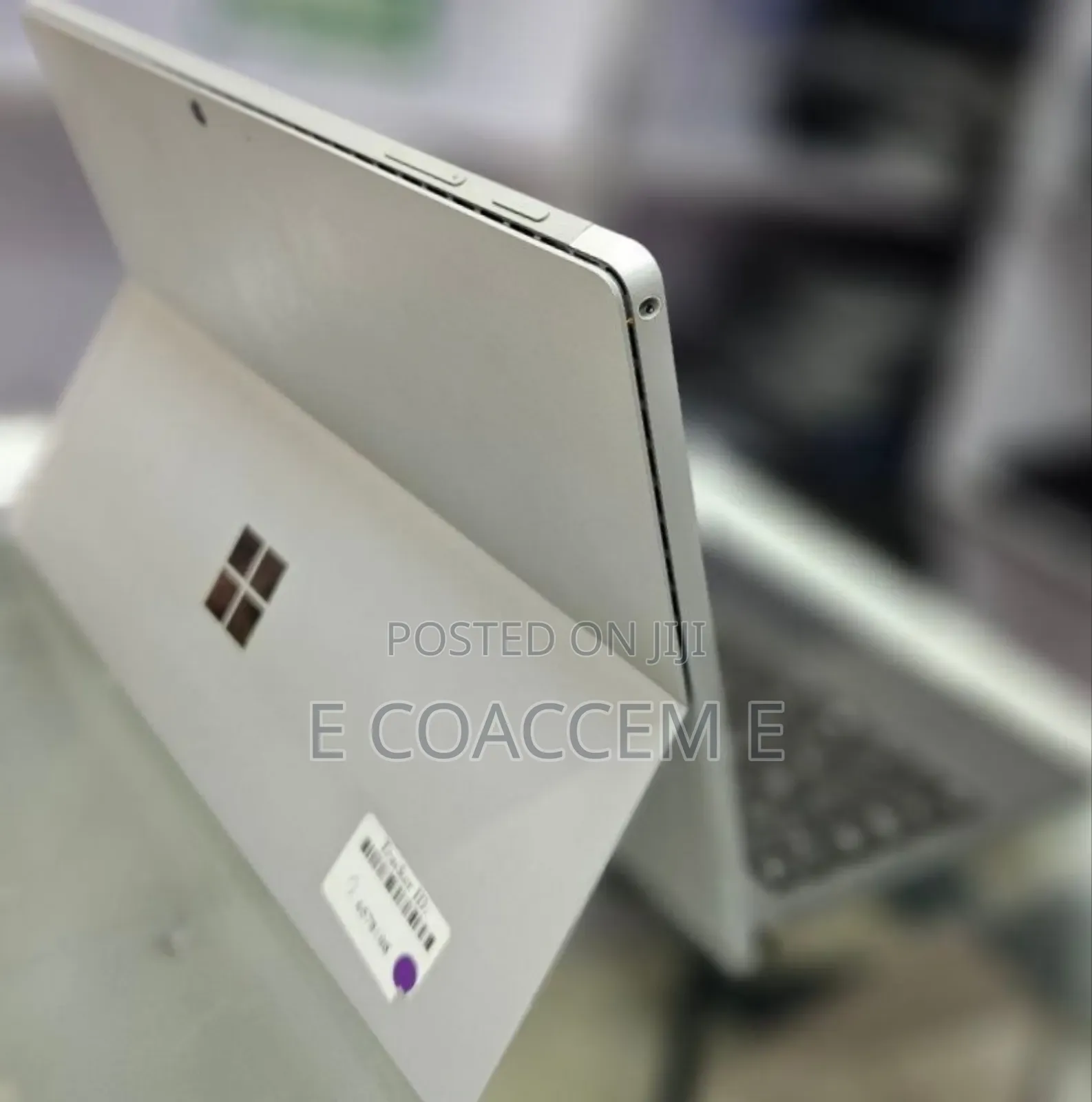 New Laptop Microsoft Surface 8GB Intel Core I5 SSD 128GB