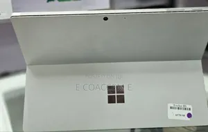 New Laptop Microsoft Surface 8GB Intel Core I5 SSD 128GB