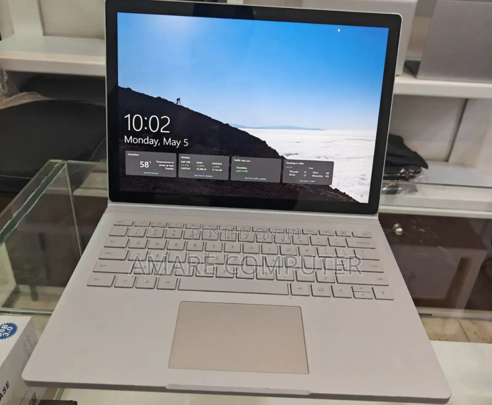 New Laptop Microsoft Surface Book 3 16GB Intel Core I7 SSD 256GB
