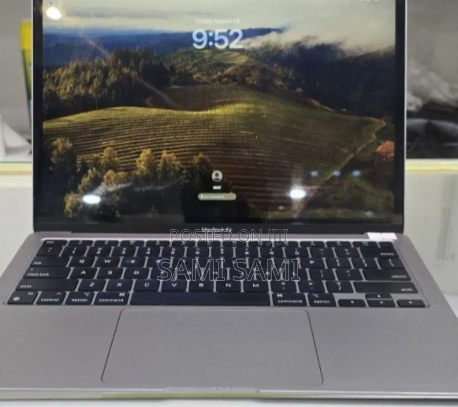 New Laptop Apple MacBook Air 2020 M1 8GB Intel Core I5 SSD 256GB