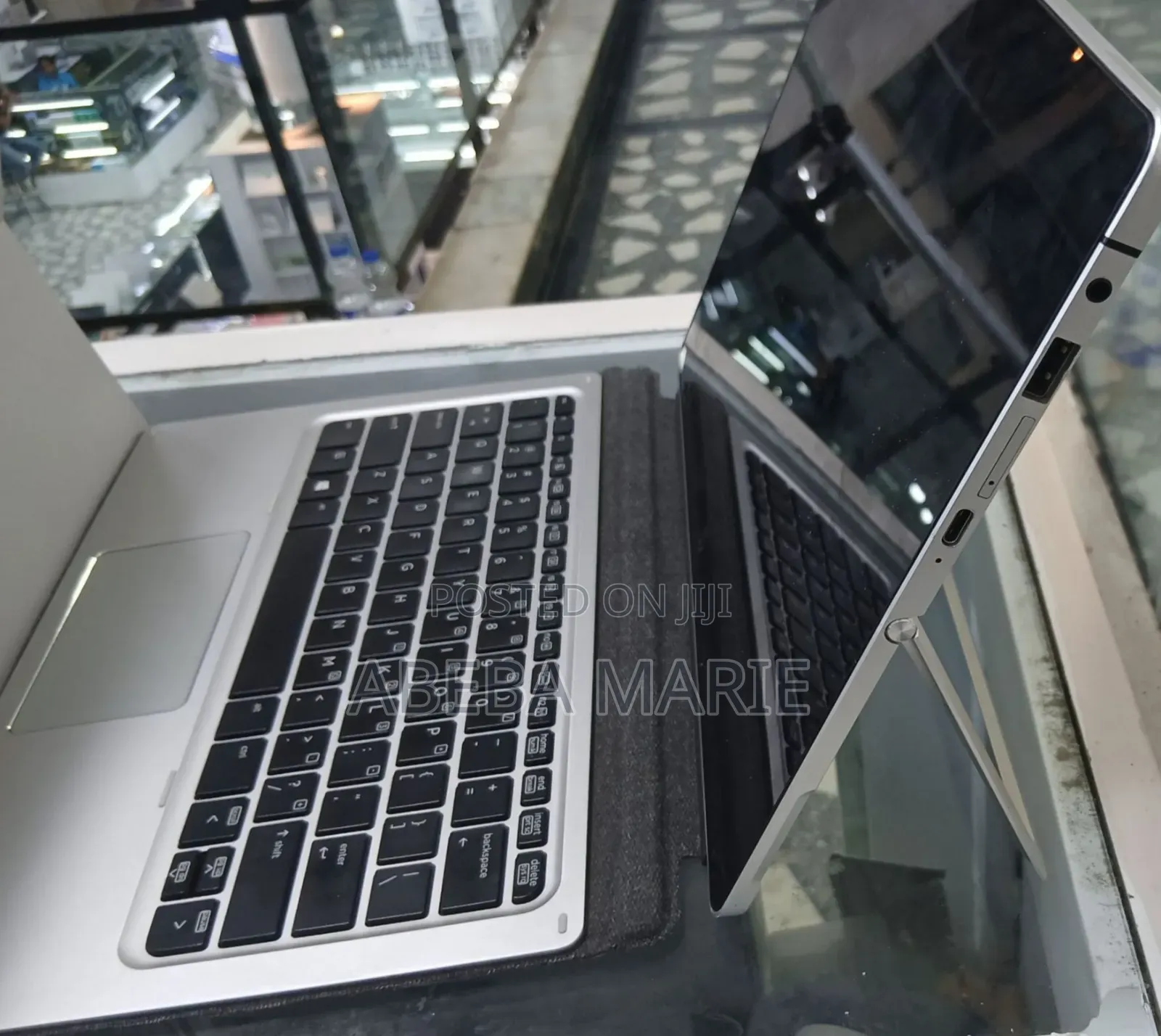 New Laptop HP Elite X2 G8 8GB Intel Core I5 SSD 256GB