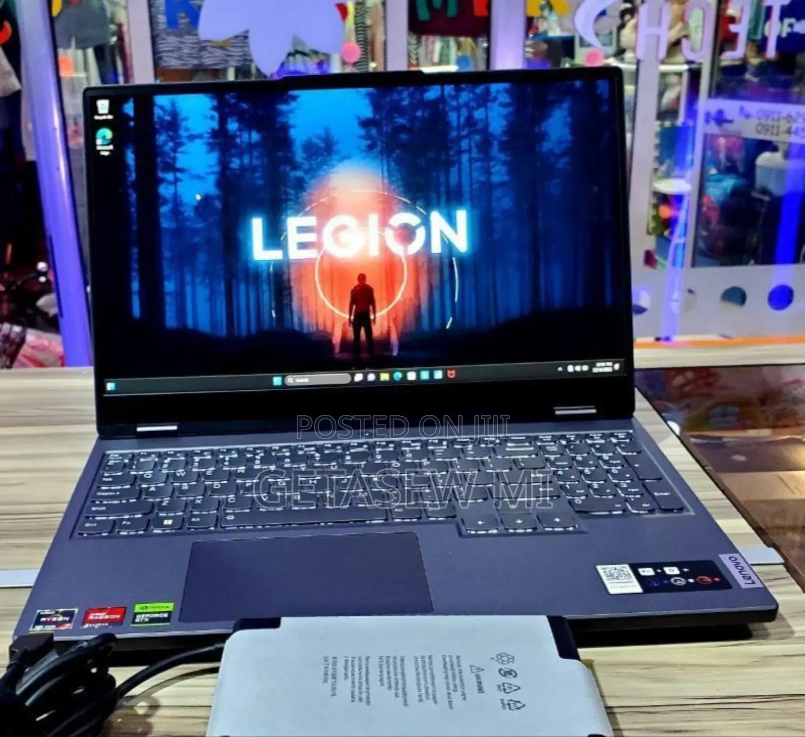 New Laptop Lenovo Legion 5 16GB AMD Ryzen 7 SSD 1T