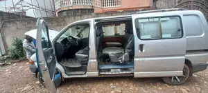 Toyota HiAce 2006 Silver