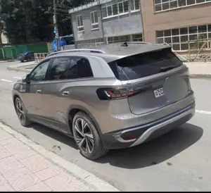 Volkswagen ID.6 2022 Gray