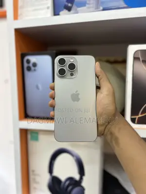 Photo - Apple iPhone 15 Pro Max 256 GB