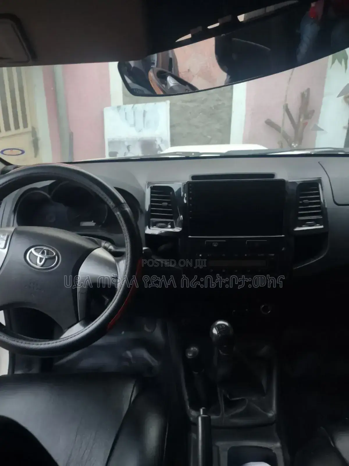 Toyota Hilux 2014 White