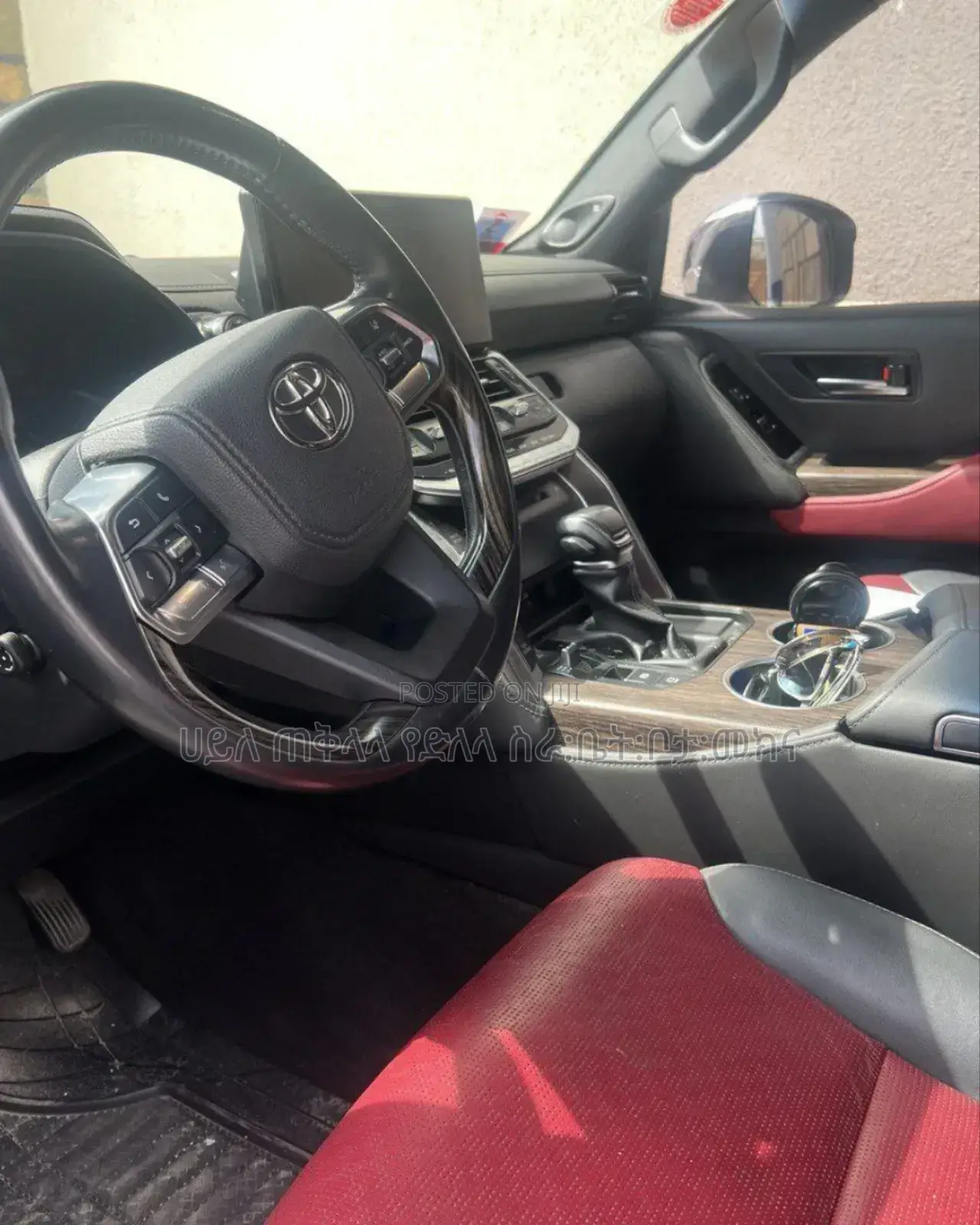 Toyota Land Cruiser 2022 White