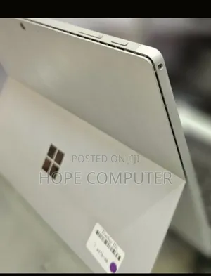 New Laptop Microsoft Surface Pro 7 8GB Intel Core I5 SSD 128GB