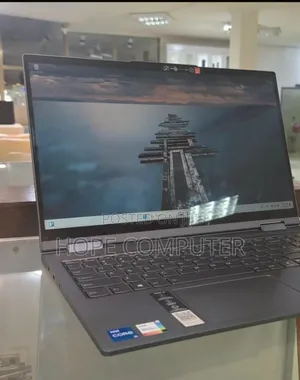 New Laptop Lenovo Yoga 7i 8GB Intel Core I5 SSD 512GB
