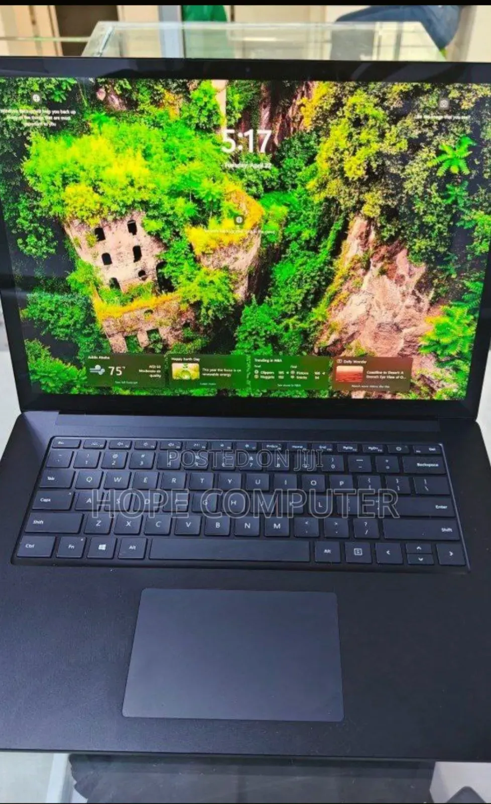 New Laptop Microsoft Surface Book 3 8GB AMD Ryzen 5 SSD 256GB