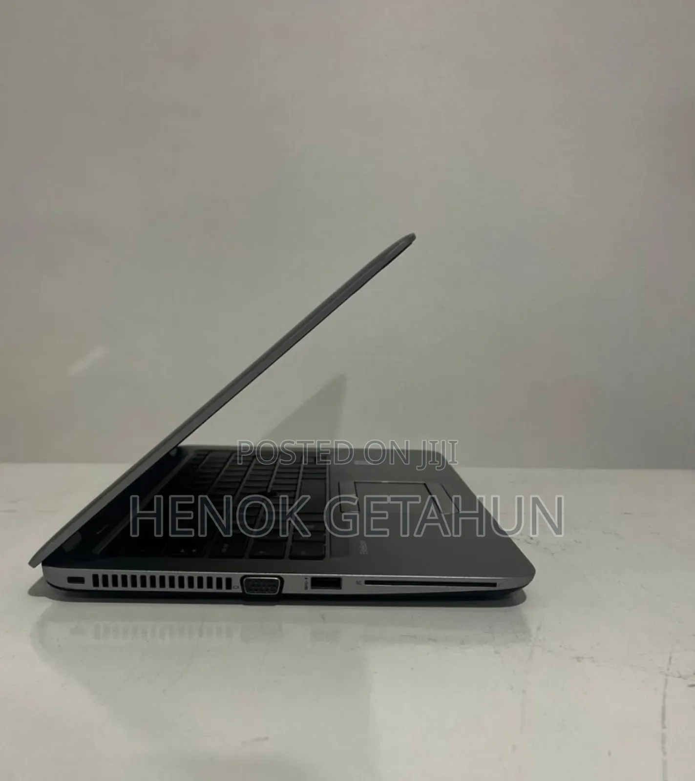 New Laptop HP EliteBook 820 G3 8GB Intel Core I5 SSD 256GB