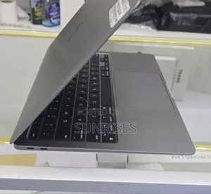 Photo - New Laptop Apple MacBook Air 2020 M1 8GB Apple M1 SSD 256GB