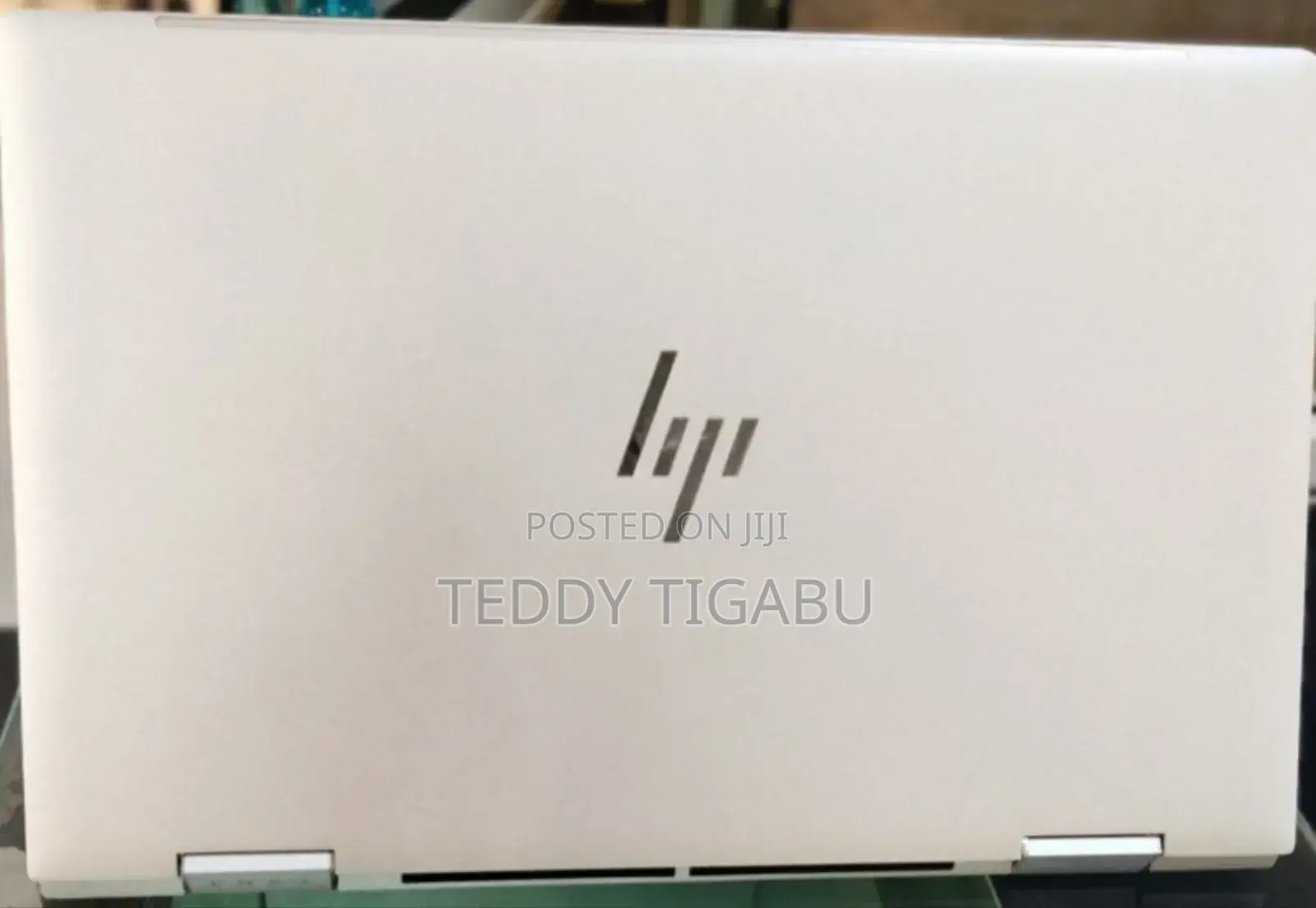 New Laptop HP Envy X360 8GB Intel Core I7 SSD 1T