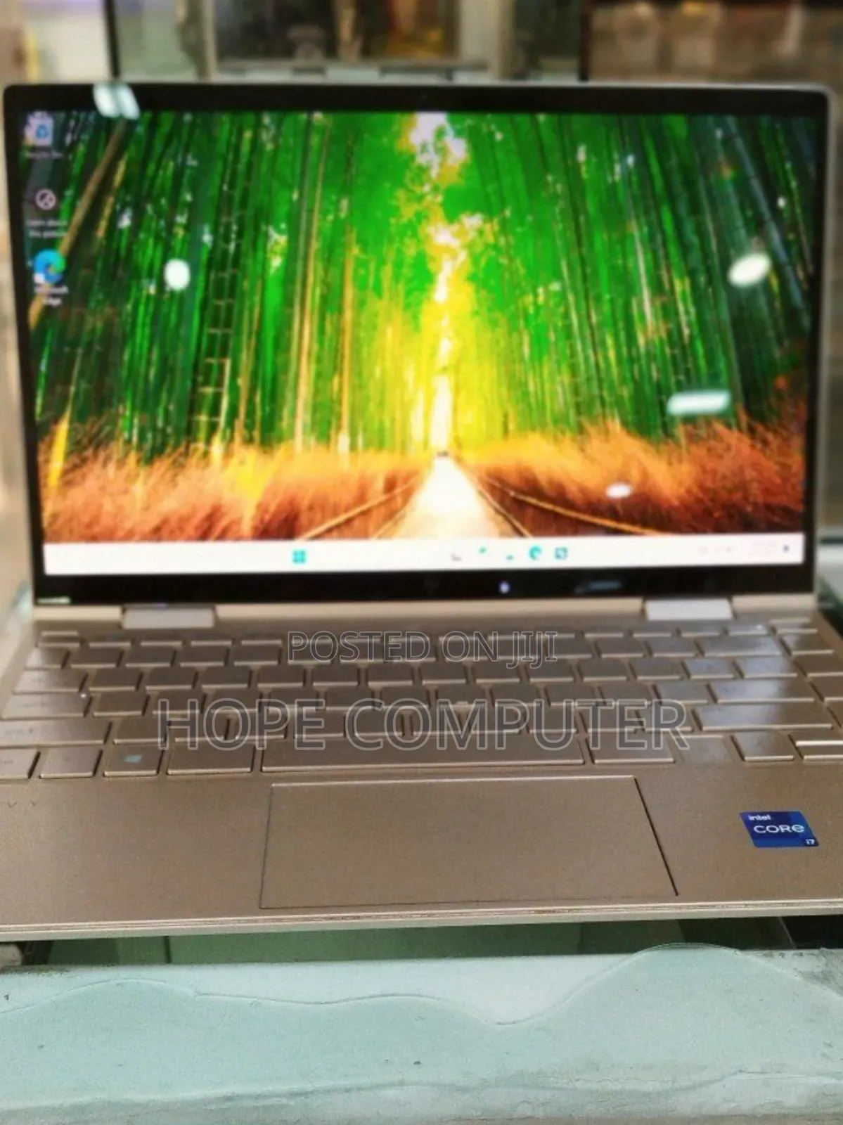 New Laptop HP Envy X360 8GB Intel Core I7 SSD 1T