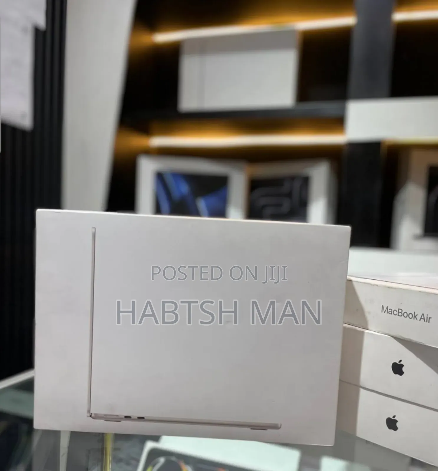 New Laptop Apple MacBook Air 2024 M3 13-Inch 8GB Apple M4 SSD 256GB