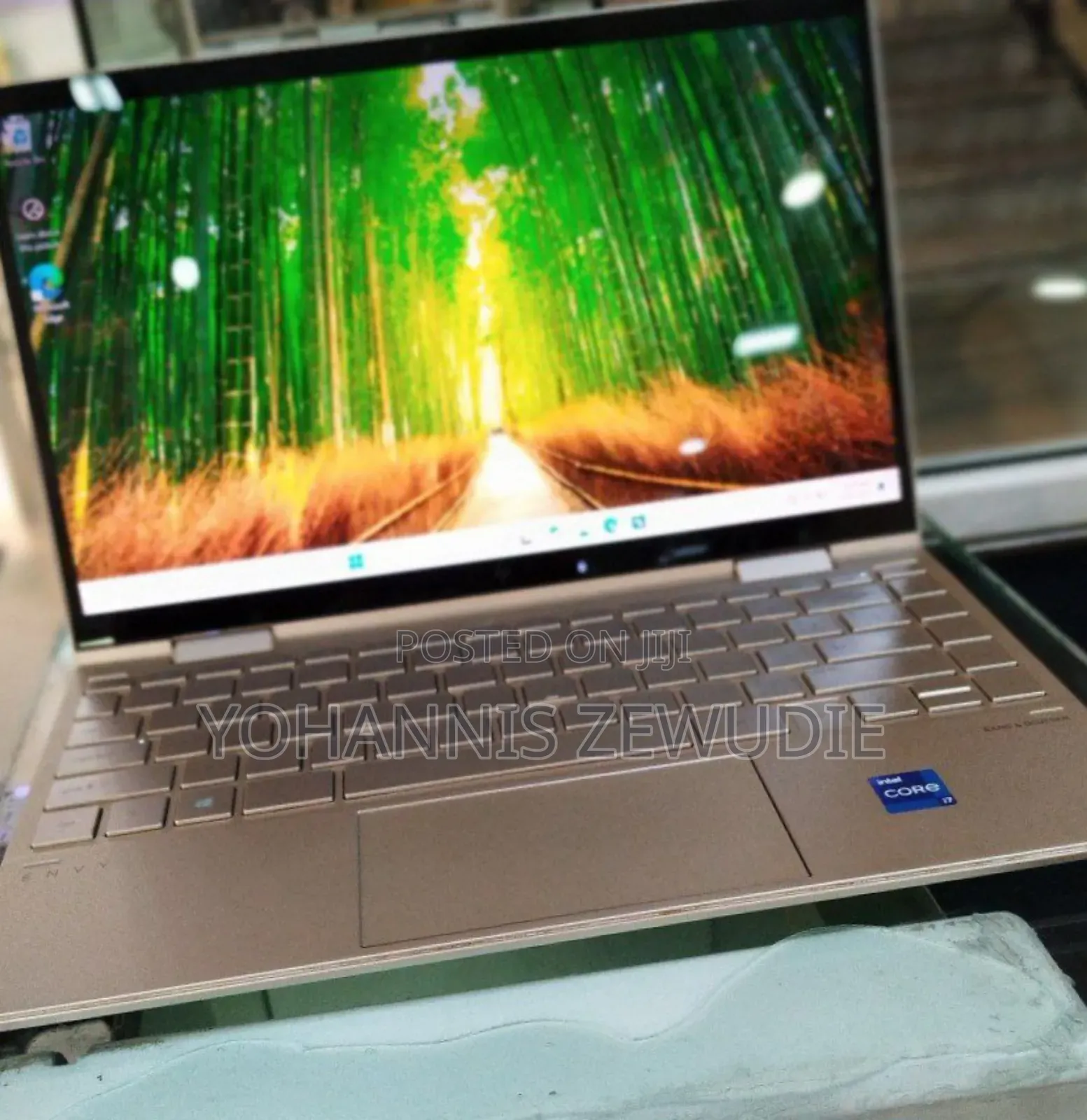 New Laptop HP Envy X360 8GB Intel Core I7 SSD 1T