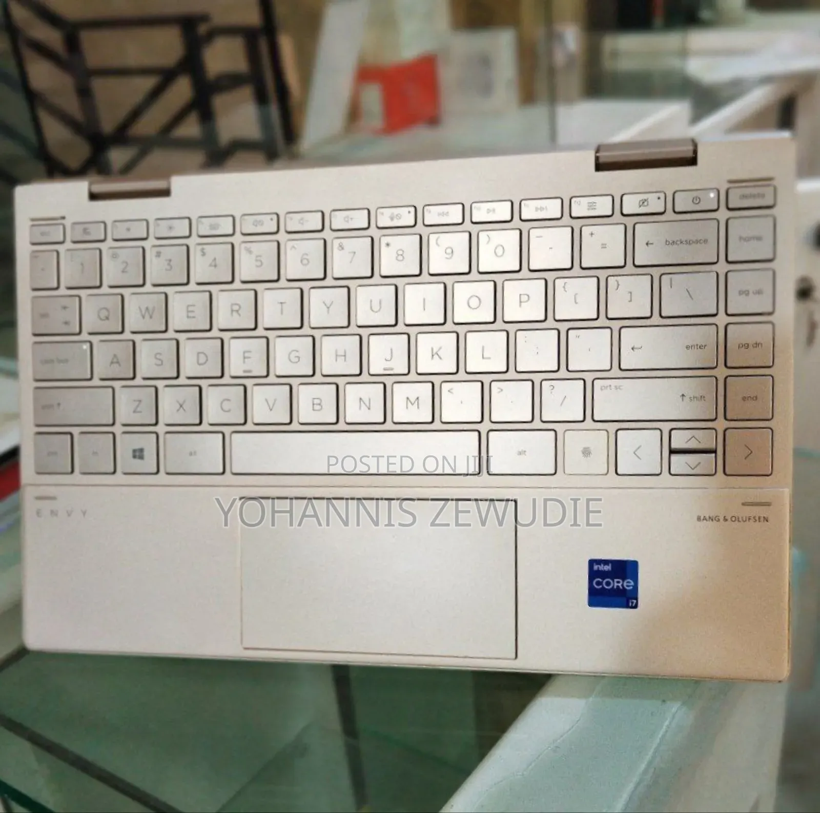 New Laptop HP Envy X360 8GB Intel Core I7 SSD 1T