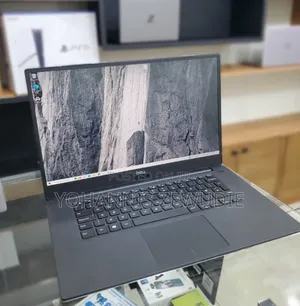 Photo - New Laptop Dell Precision 5540 32GB Intel Core I7 SSD 512GB