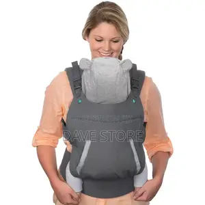 Photo - Infantino Ergonomic Baby Carrier