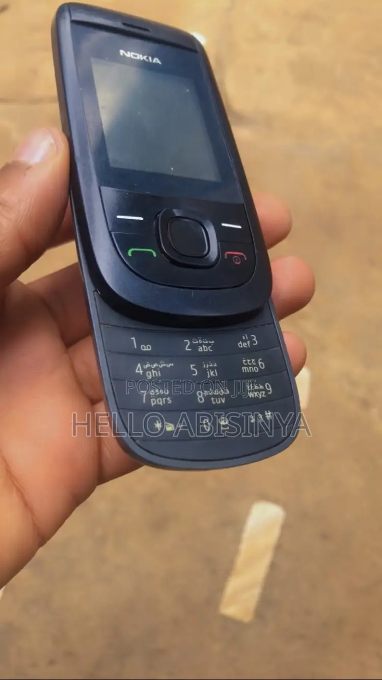 New Nokia 2220 slide Black