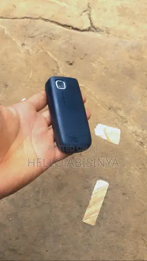 New Nokia 2220 slide Black