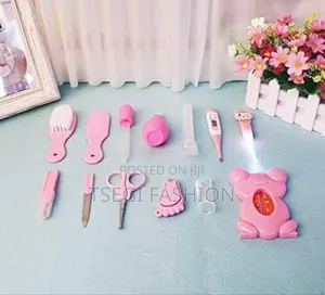 13 Pic Portable Health Care Kit