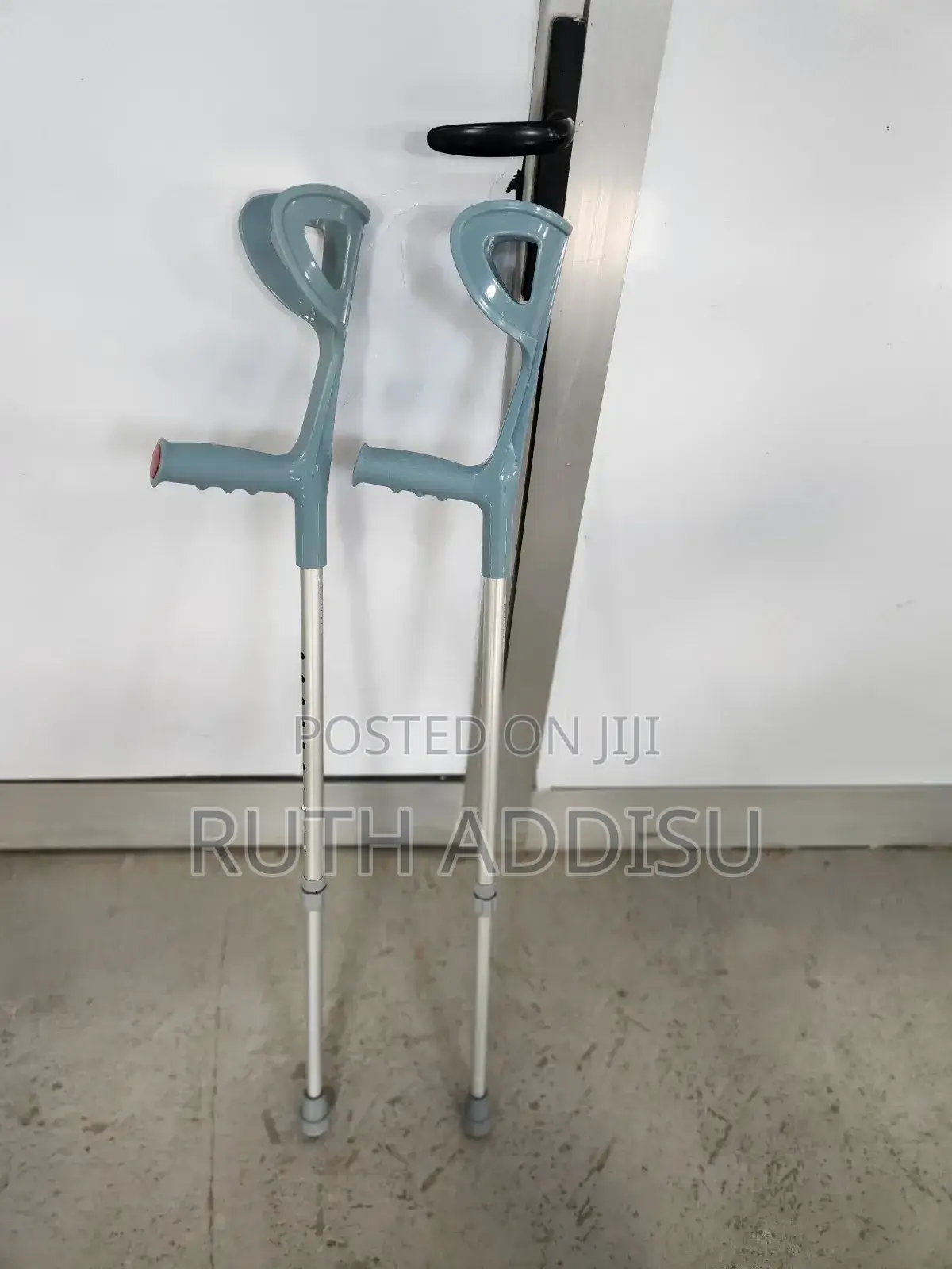 Crutches2፯crutches2፱crutches1፰crutches0፱crutches፲7crutches