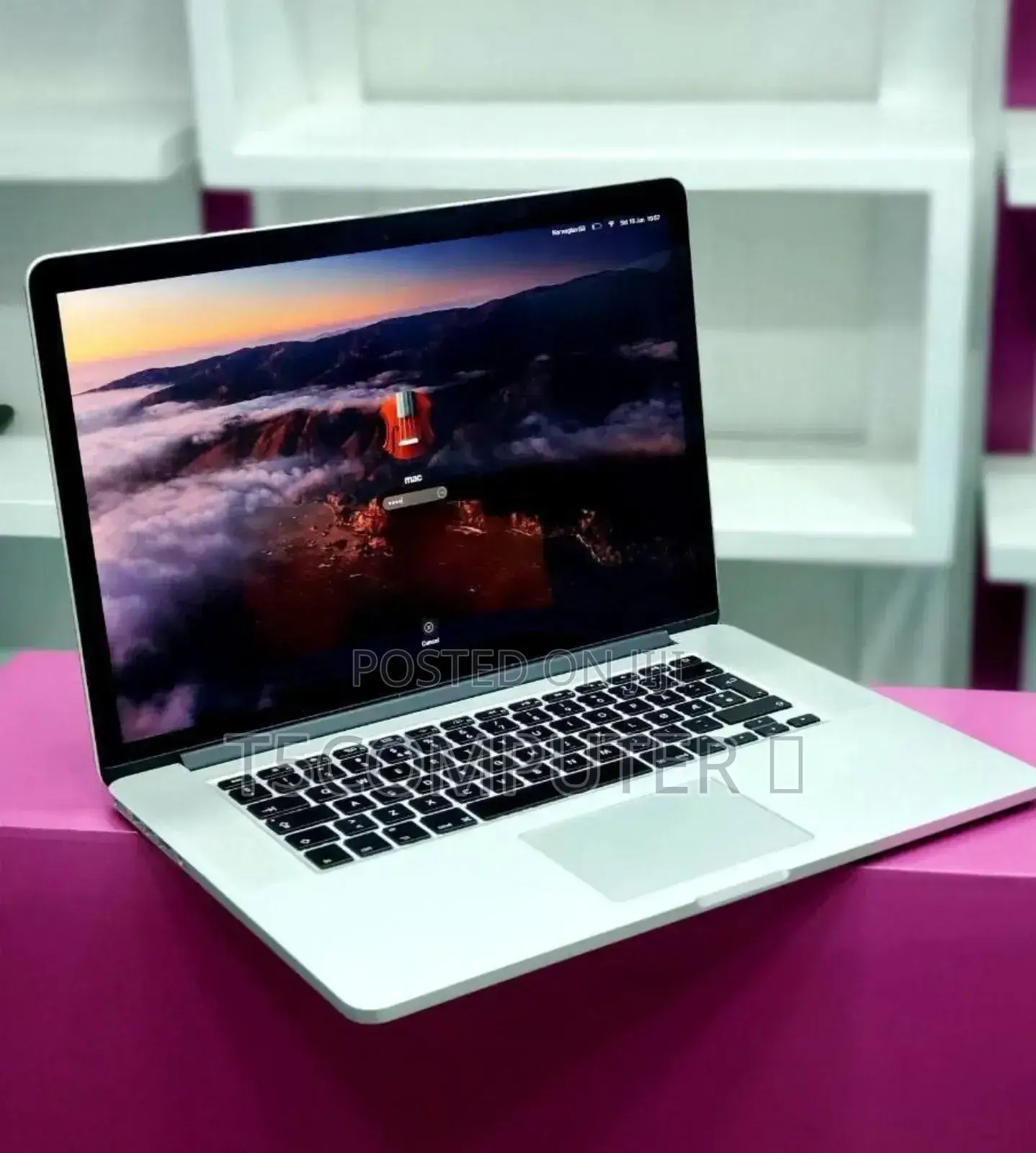 New Laptop Apple MacBook Pro 2015 16GB Intel Core I7 SSD 256GB