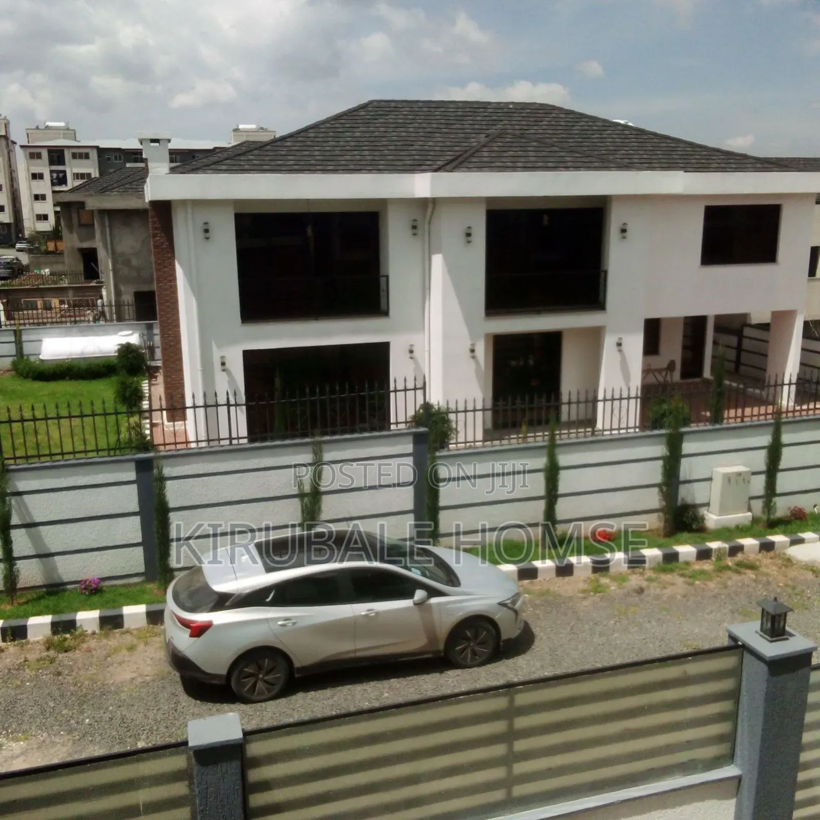 6bdrm Villa in Bole for rent