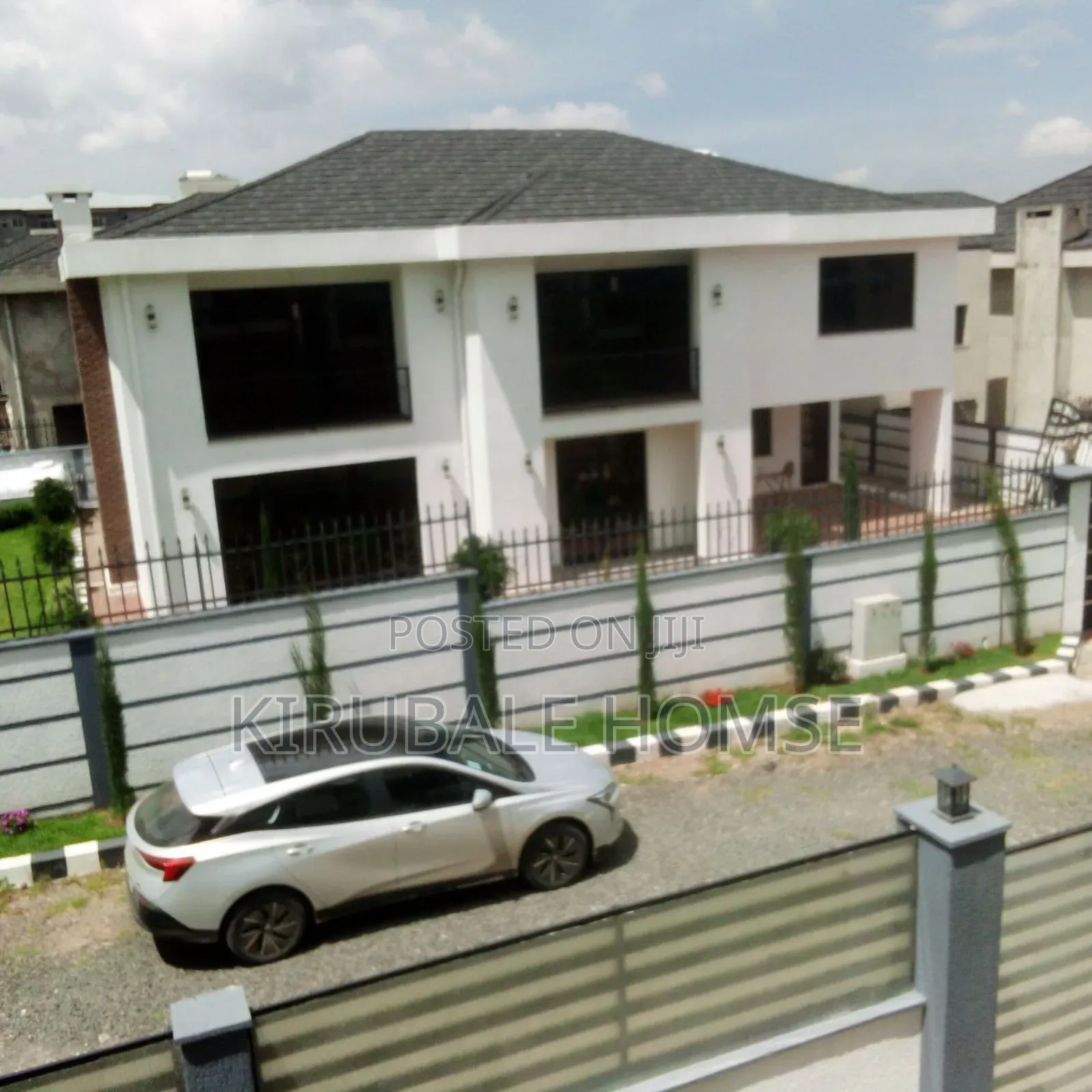 6bdrm Villa in Bole for rent