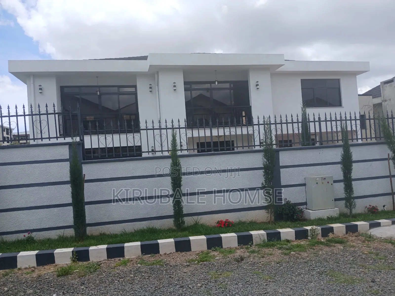 6bdrm Villa in Bole for rent