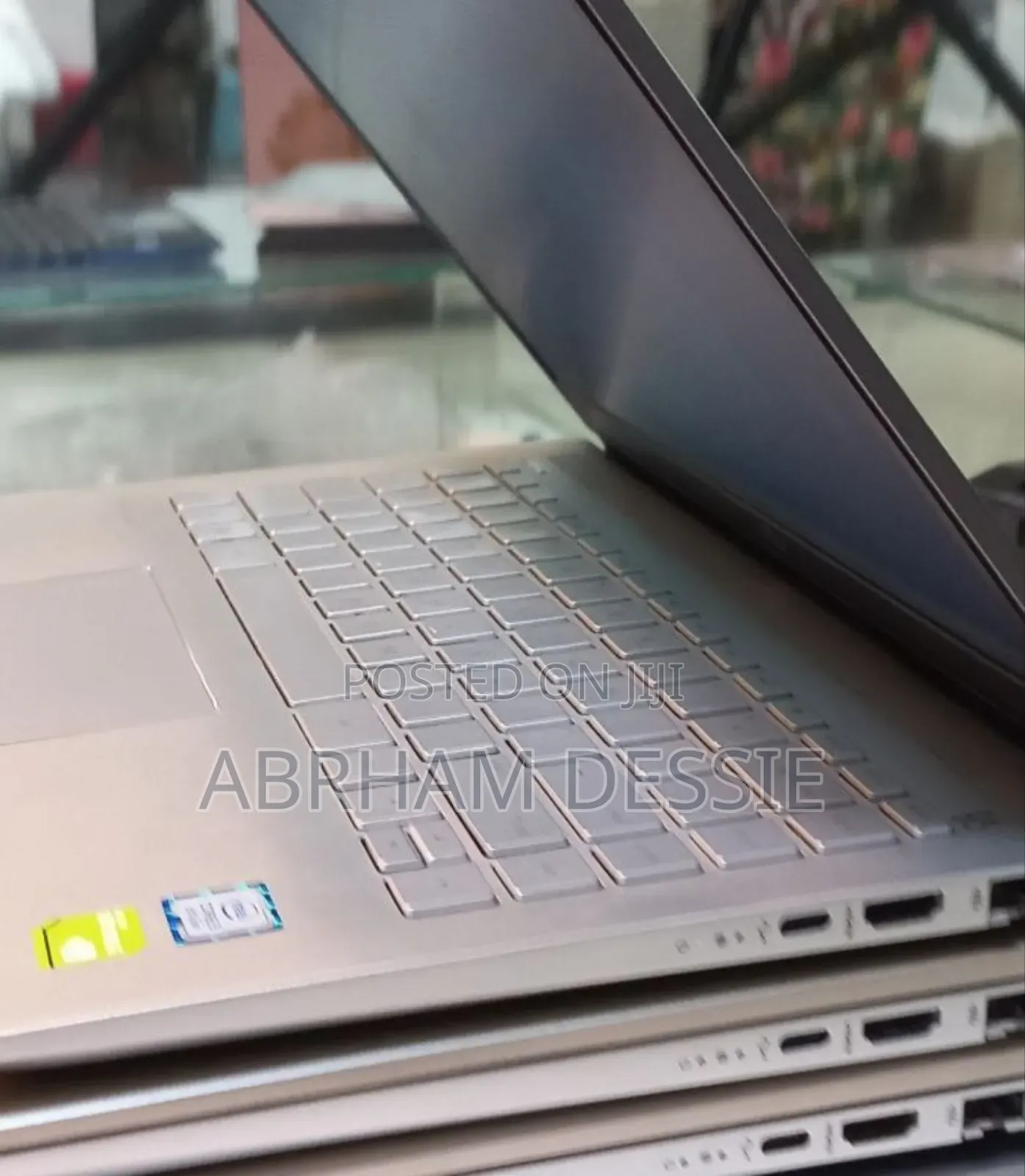 New Laptop HP Pavilion 15 8GB Intel Core I5 SSD 512GB