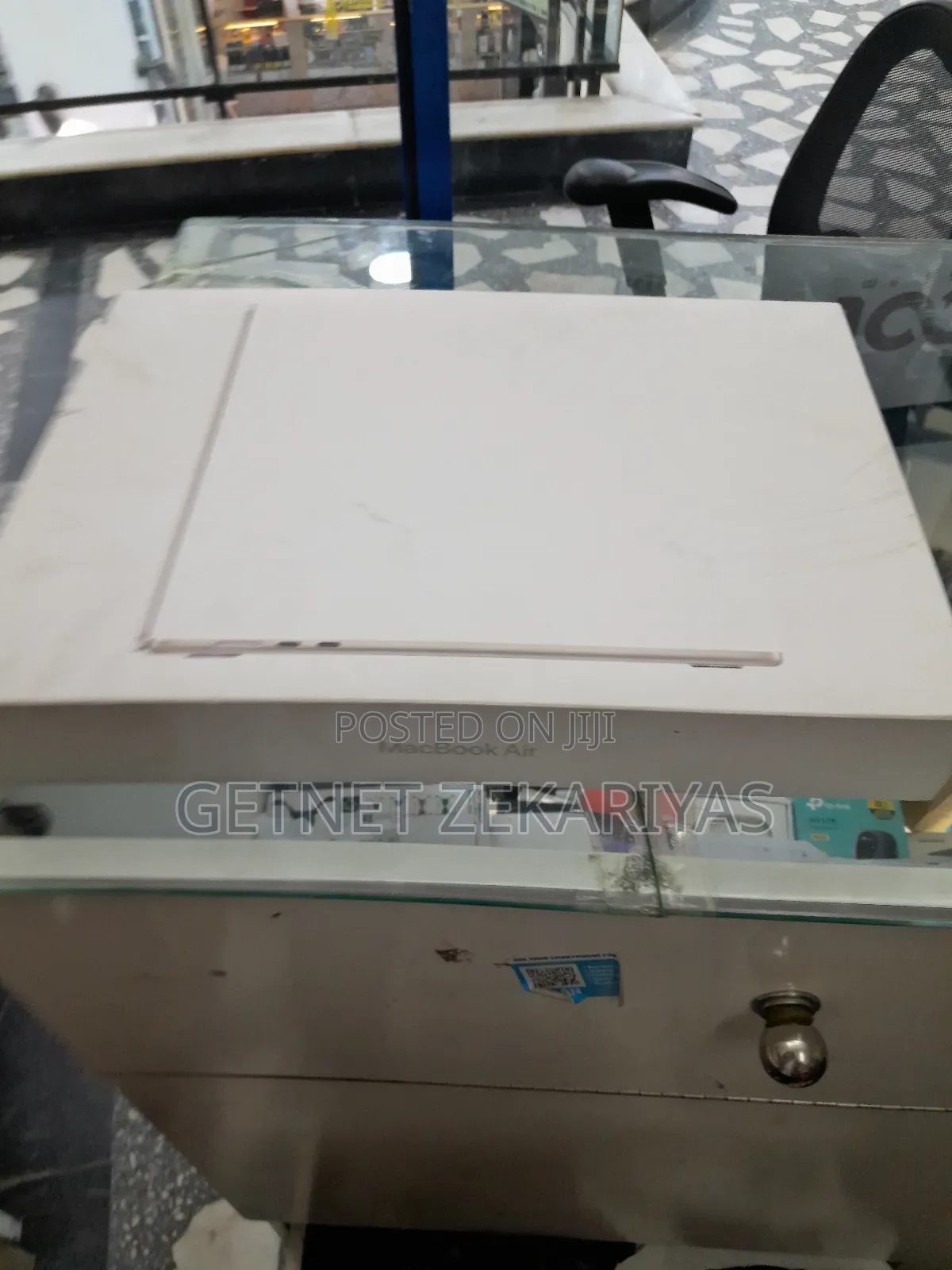 New Laptop Apple MacBook Air 16GB AMD A4 SSD 256GB