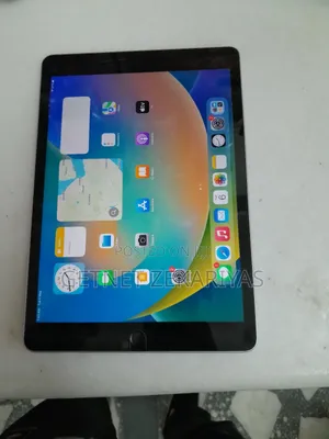 New Apple iPad 10.2 (2021) 64 GB Silver