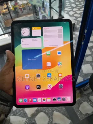 Photo - New Apple iPad Air 11 (2024) 256 GB Silver