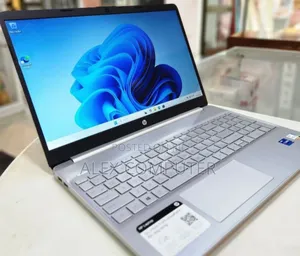 New Laptop HP Stream Notebook 8GB Intel Core I7 SSD 512GB