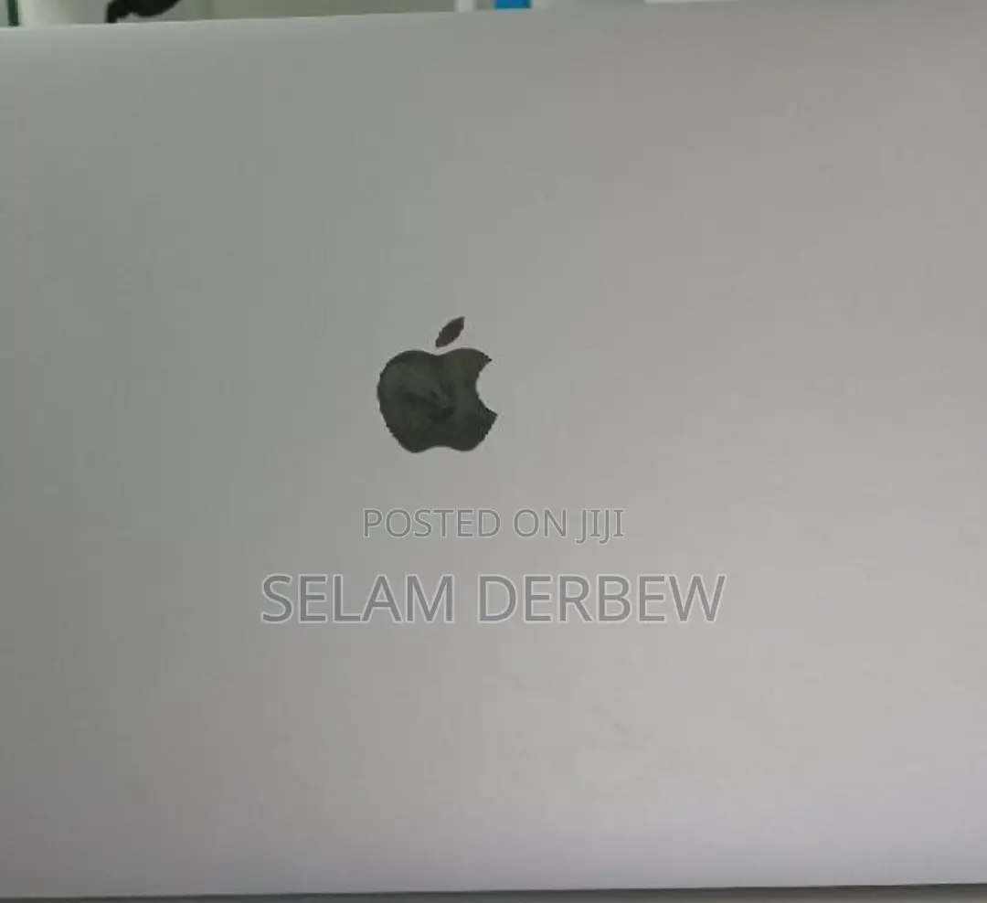 New Laptop Apple MacBook Pro 2019 16GB Intel Core I7 SSD 512GB