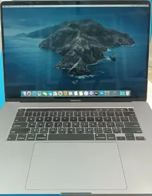 New Laptop Apple MacBook Pro 2019 16GB Intel Core I7 SSD 512GB