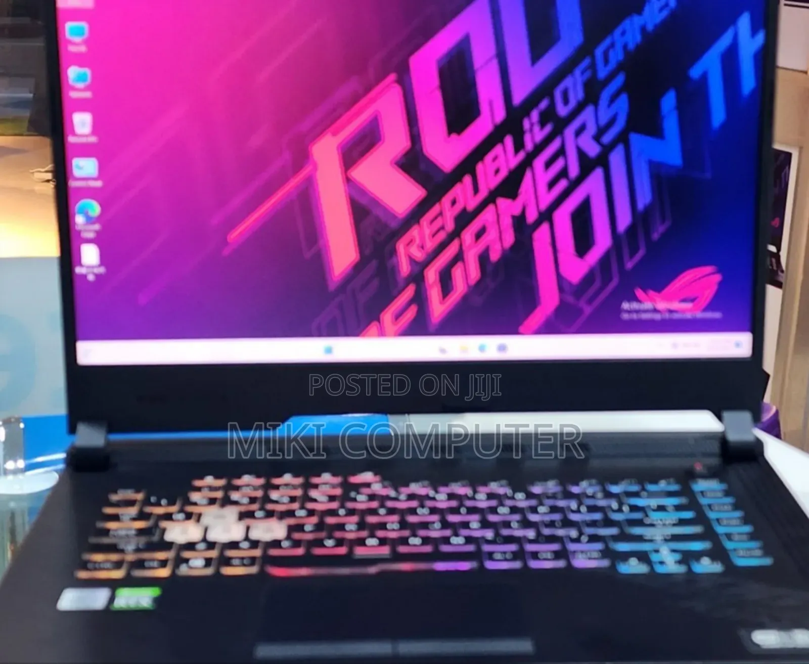 New Laptop Asus ROG Strix G15 16GB Intel Core I7 SSD 1T