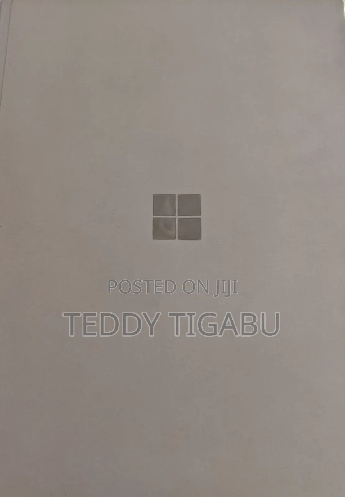 New Laptop Microsoft Surface Book 3 16GB Intel Core I7 SSD 256GB