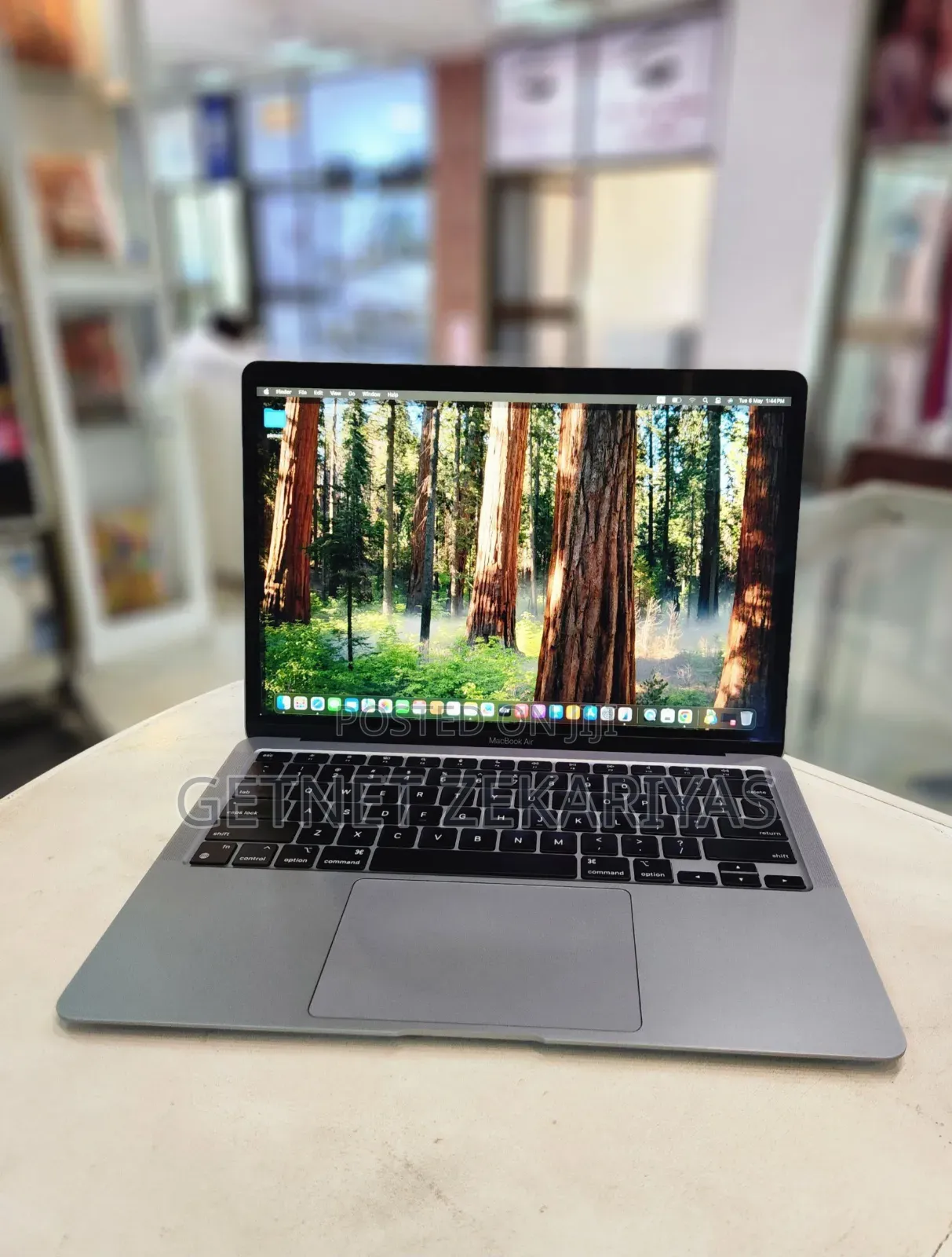 New Laptop Apple MacBook Air 2020 M1 16GB Apple M1 SSD 256GB