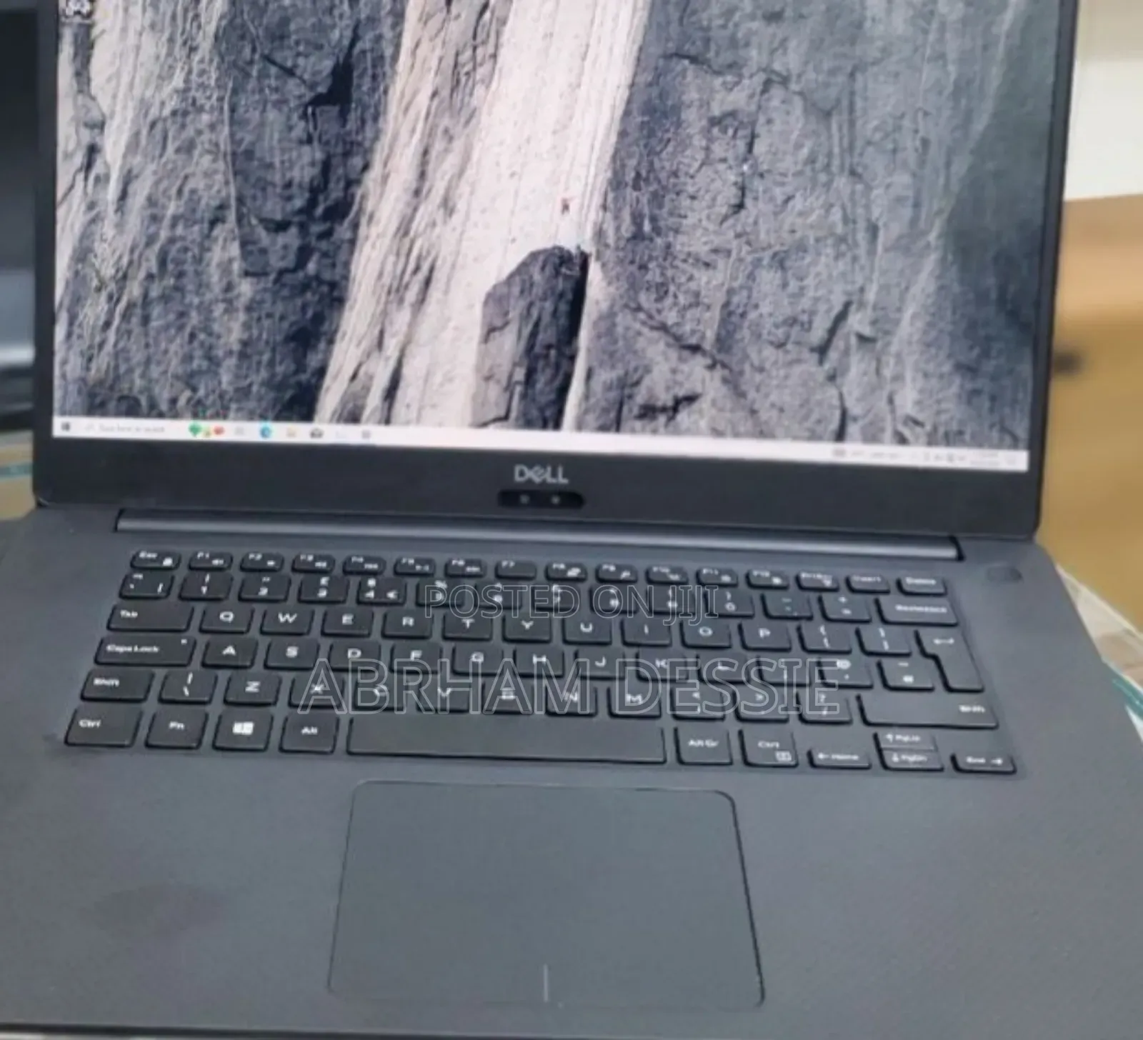 New Laptop Dell Precision 15 3520 32GB Intel Core I7 SSD 512GB